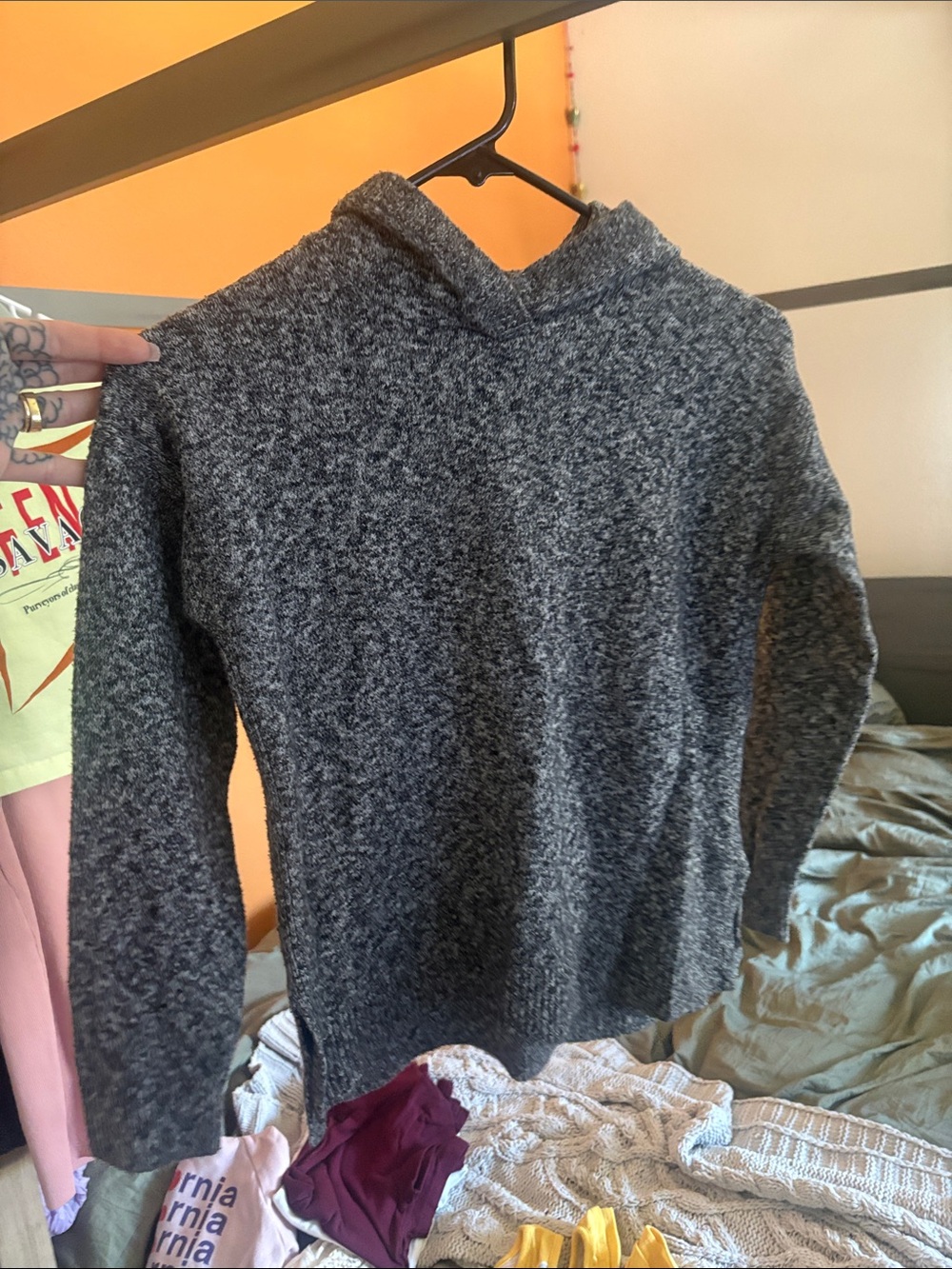 Old Navy Heathered Charcoal Pullover Hoodie